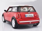 1:18 Scale Red Bburago Diecast MINI Cooper 2001 Model