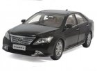 1:18 Scale Black / White Diecast Toyota Camry Model