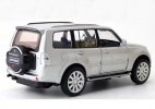 Kids 1:33 Silver /Black /Red Diecast Mitsubishi Pajero SUV Toy