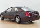 Black / Wine Red / White 1:18 Diecast 2010 Toyota Crown Model