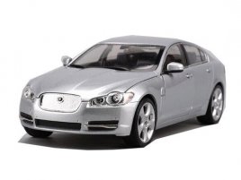 Black / White / Silver 1:24 Welly Diecast Jaguar XF Model