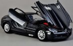 Silver / Black 1:24 MotorMax Diecast Mercedes-Benz SLR Model