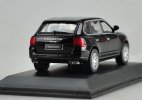 1:43 Scale White / Black Diecast Porsche Cayenne S Model