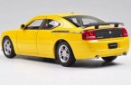 Red / Yellow 1:24 Welly Diecast Dodge Charger Daytona R/T Model