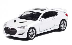 1:36 Scale Welly White Diecast Hyundai Genesis Coupe Toy