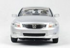 White / Silver 1:24 Scale Kids R/C Honda Accord Toy