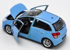 Red / Blue 1:24 Scale Welly Diecast 2010 Citroen C3 Model