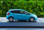 1:43 Scale J-Collection Blue Diecast 2013 Nissan Note Model