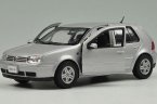 Silver Welly 1:24 Scale Diecast VW Golf IV Model
