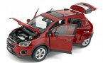 White / Wine Red 1:18 Scale Diecast Chevrolet TRAX SUV Model