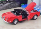 Red 1:24 Scale Welly Diecast 1960 Alfa Romeo 2600 Spider Model