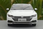 1:18 Scale White / Red / Golden Diecast VW New CC Model