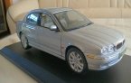 Silver 1:18 Scale Maisto Diecast Jaguar X-Type Model