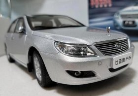 Silver 1:18 Scale Diecast 2008 BYD F6 Car Model