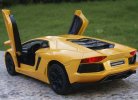 Red /Yellow /White 1:32 Scale Diecast Lamborghini Aventador Toy