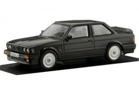 Black 1:43 Scale CORGI Diecast BMW 325I Model