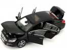 1:18 Scale Black / White Diecast Peugeot 508 Model