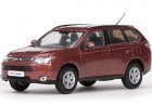 1:43 White / Red / Gray Diecast Mitsubishi Outlander SUV Model