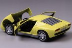 Yellow 1:24 MotorMax Diecast Lamborghini Miura P 400 S Model