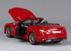 Blue / Red 1:24 Scale MaiSto MERCEDES-BENZ SL63 AMG Model