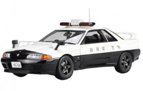 1:18 Scale White Kanagawa Police Diecast Nissan GTR 32 Model