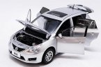1:18 Scale Silver Diecast Nissan Tiida Model