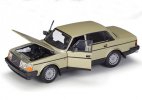 Blue / Champagne 1:24 Scale Welly Diecast Volvo 240 GL Model