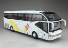 White 1:42 Scale ZK6127H Diecast YuTong Bus Model