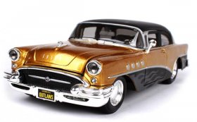 Black 1:26 Scale Maisto Diecast 1955 Buick Century Model