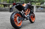 Orange-Black 1:12 Scale Diecast KTM DUKE 200 Motorcycle