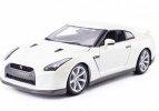 Red / White / Silver 1:18 Bburago Diecast 2009 Nissan GT-R Model