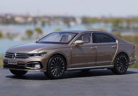 1:18 Scale Deep Blue / Golden Diecast 2021 VW Phideon Model