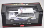 1:18 Scale White-Blue Police Diecast Mitsubishi Pajero Model