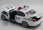 White Police Theme 1:18 Scale Diecast BMW M5 Model