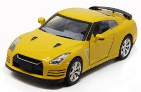 Kids 1:32 Black / Red / Yellow / White Diecast Nissan GT-R Toy