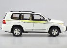 White / Green 1:18 Scale Diecast 2012 Toyota Land Cruiser Model