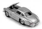 1:64 Scale Silver Diecast 1954 Mercedes-Benz 300 SL Model