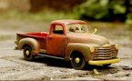 Wine Red 1:24 MaiSto Muddy Painting 1950 Chevrolet 3100 Pickup