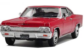 Red 1:24 Scale Welly Diecast Chevrolet Impala SS 396 Model