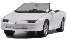 White 1:24 Scale Welly Diecast 1995 Chevrolet Camaro Model