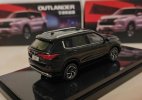 1:64 Black / White Diecast 2023 Mitsubishi Outlander SUV Model