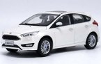 1:18 Scale White / Orange 2016 Diecast Ford New Focus Model