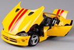 Yellow 1:18 Scale Bburago Diecast Dodge Viper RT /10 Model