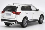 1:18 Scale Red / White Diecast Mitsubishi Outlander Model