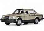Kids 1:36 Scale Champagne Welly Diecast Volvo 240 GL Toy