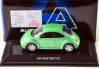 1:64 Scale AUTOart Green Diecast VW New Beetle Model