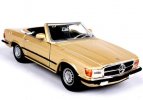 1:32 Scale Bburago Diecast 1977 Mercedes-Benz 450 SL Car Model