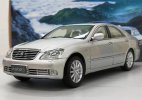 Silver / Wine Red 1:18 Scale Diecast 2005 Toyota Crown Model