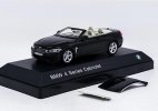 White / Black 1:43 Scale Diecast BMW 4 Series Cabriolet Model