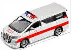 White-Red 1:32 Kids Ambulance Diecast Toyota Alphard MPV Toy